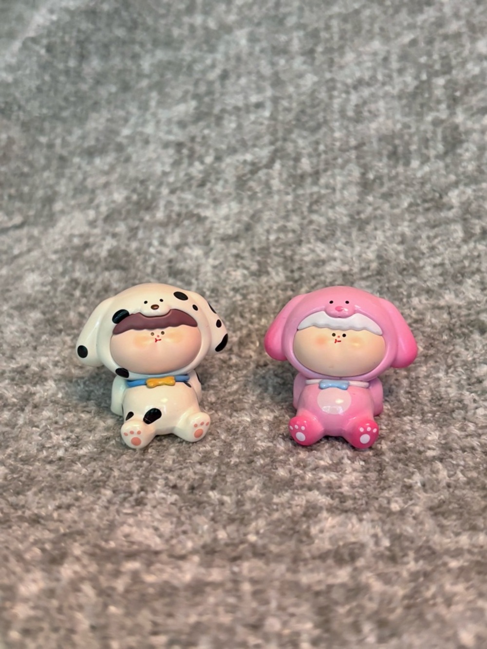 AMLLS sitting puppy bundle of 2 | Dalmatian and pink dogs  | blind bag pop bean